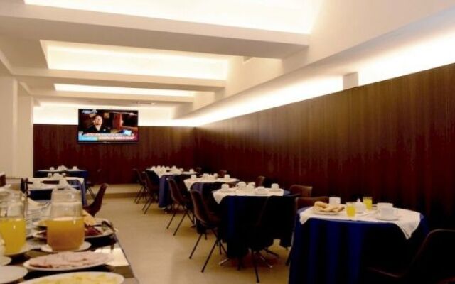 Rent A Home Parque Bustamante