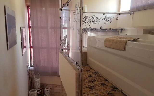 La Porta Dell'alcantara