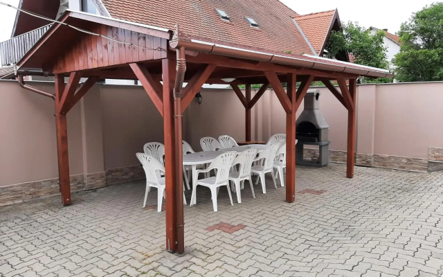 2 féröhelyes apartman