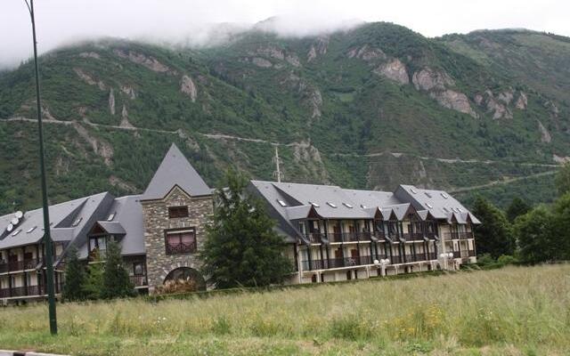 Village Des Thermes Bat.c N12