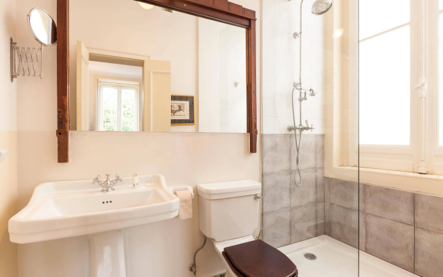 The Independente Suites & Terrace