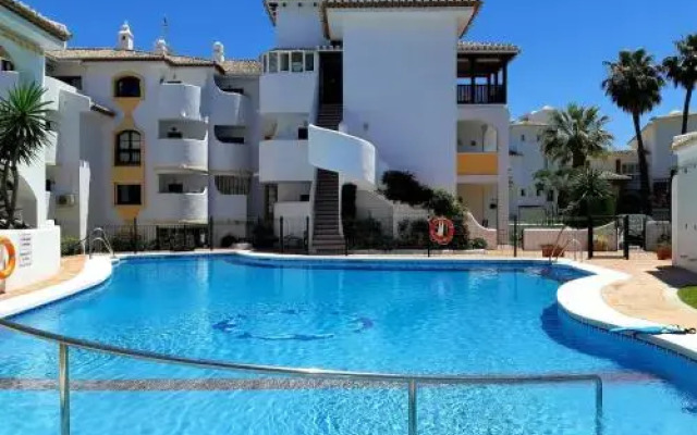 ☆Stylish 2BR with views to the sea & near golf