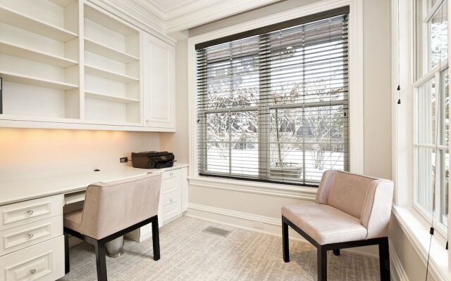 Oregon Trail - Four Bedroom Townhome