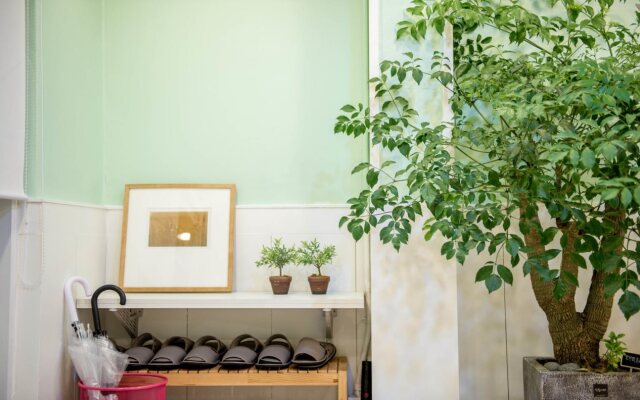 Elly Guest House