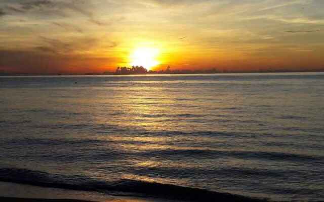 Lumpini Park Beach Cha Am E2