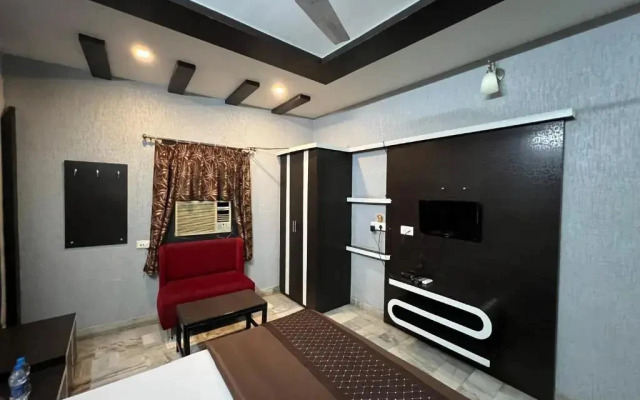 Hotel Sabera by OYO Rooms