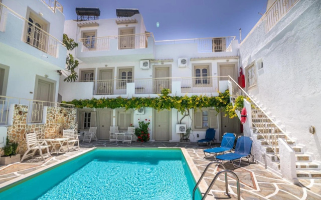 Hesperia Apartments