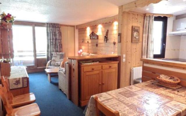 Apartment Appartement 6 Personnes Avec Cuisine ÉquipÉe Aux MÉnuires