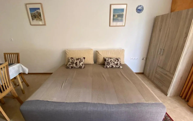 Apartment Studio Van Bakel Gerard