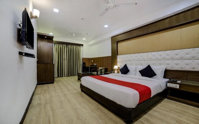 Hotel Parktel By OYO Rooms