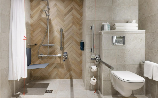 DoubleTree by Hilton Bristol North