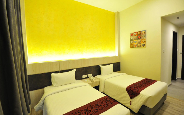 Marvelux Hotel
