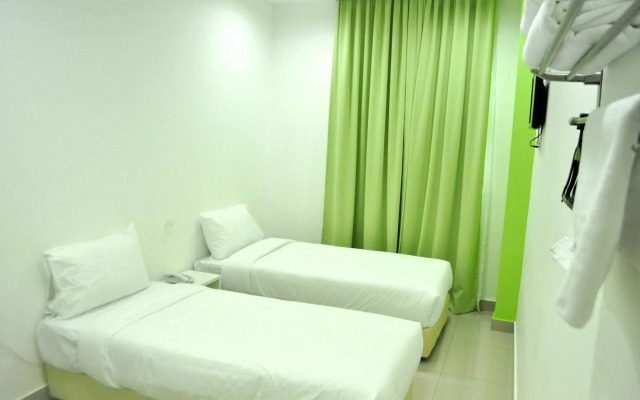 YY48 Hotel