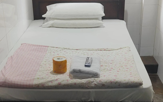 Four Seasons Guest House