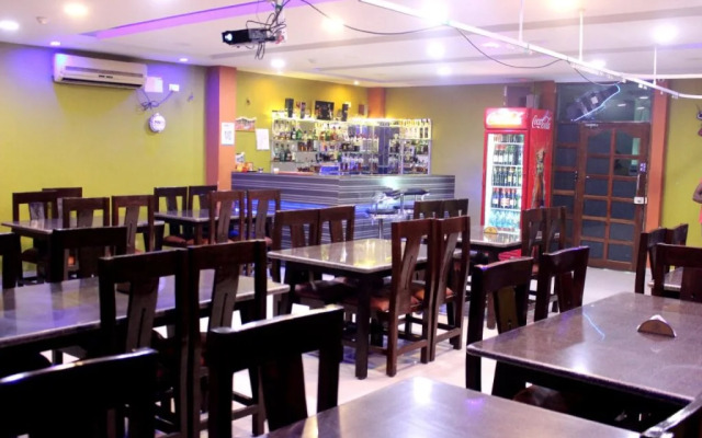 OYO 5229 Hotel Ayushman