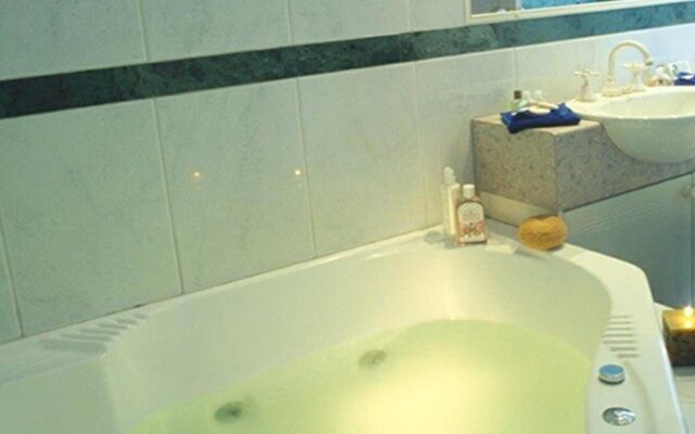 Best Western Plus The Tudor-Box Hill