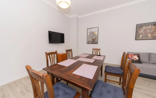 Best Location on Main Square p4you pl