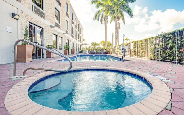 Holiday Inn Express Hotel & Suites Clewiston by IHG