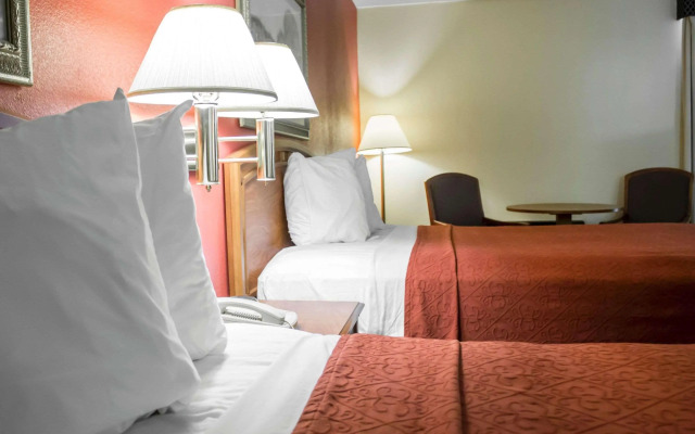 Econo Lodge Wickliffe - Cleveland East