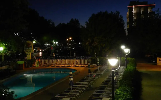 Hotel Senior