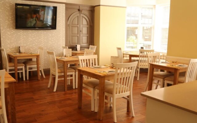 B+B York