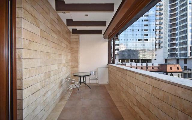 Teryan street, 3 bedrooms Luxury, Duplex apartment TT444