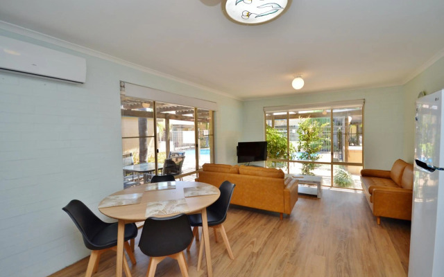 Kalbarri Garden Apartment 10 - Kalbarri WA