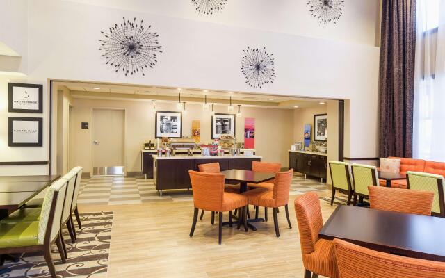 Hampton Inn & Suites San Bernardino