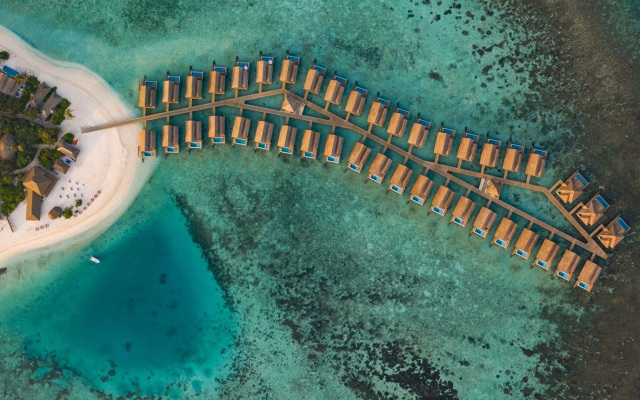 Emerald Faarufushi Resort & Spa