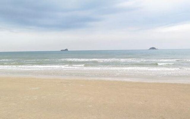 Chelona Huahin Condo Garden View By Dome