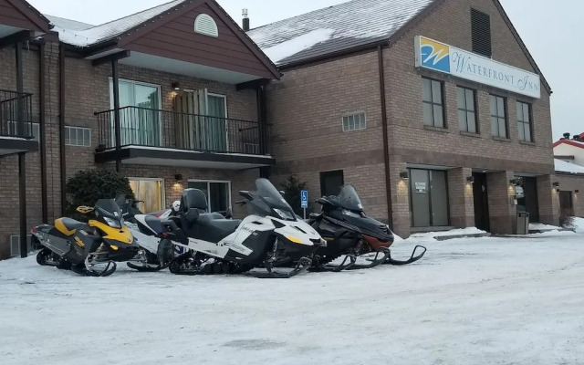 Waterfront Inn