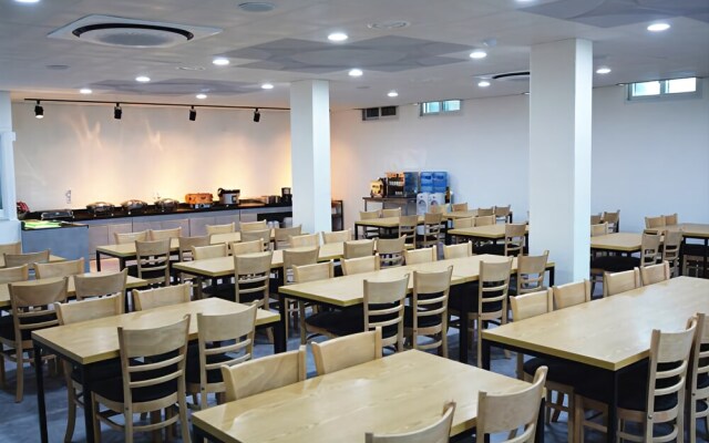 Gangneung Y&G Business Hotel&pension