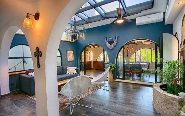 Casa Cielo 3 BR by Casago