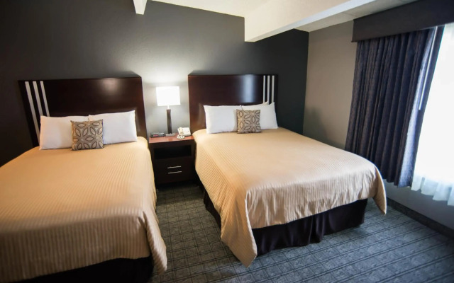 Eastlake Suites Hotel & Conference Center By OYO Urbana