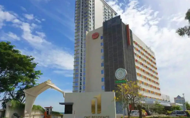 VANILLA One Residence Apartment By Reccoma