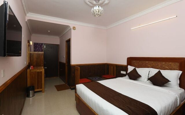 OYO 8709 Hotel Rain Forest