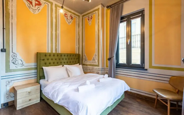 Missafir Historical Flat With Hammam Near Taksim