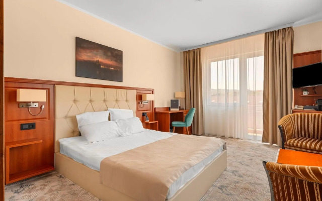 Hotel Athos Rmt