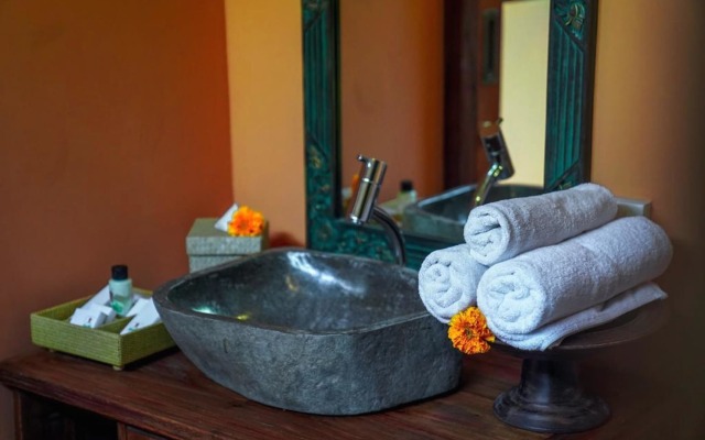 Gusde Tranquil Villas by EPS