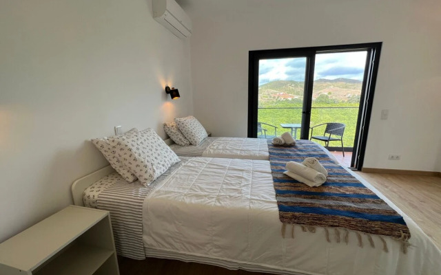 Golden Oasis Retreat in Silves