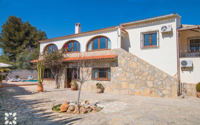 Villa Hugo 11 by Abahana Villas