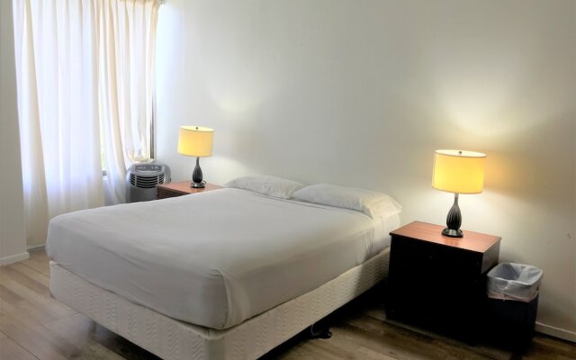 Country Club Condo Hotel