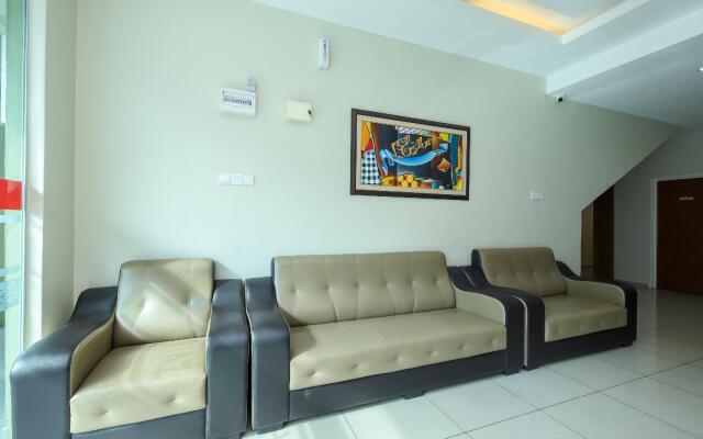 OYO 89839 Riaz Hotel
