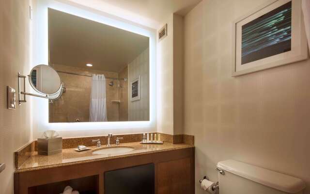 Doubletree by Hilton Newark - Fremont