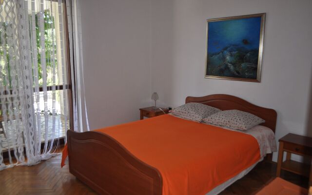 Dolac Guesthouse