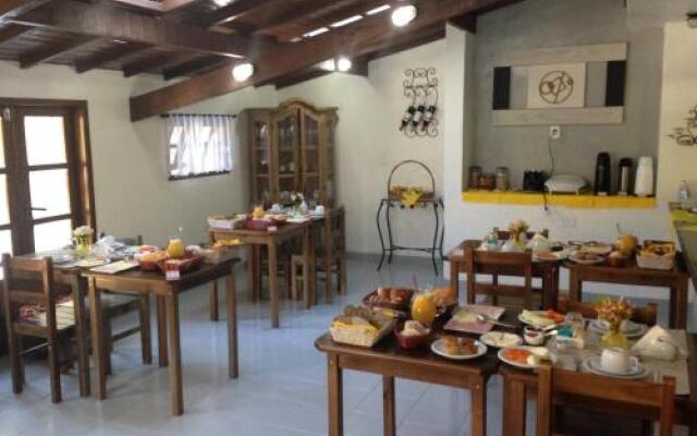 Vila Eremita Pousada