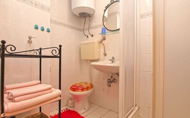 Apartment 1544