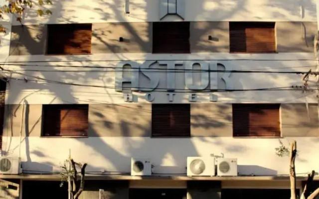 Hotel Astor Junin