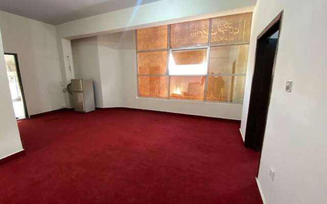 Lal Lodges Suite Apartment