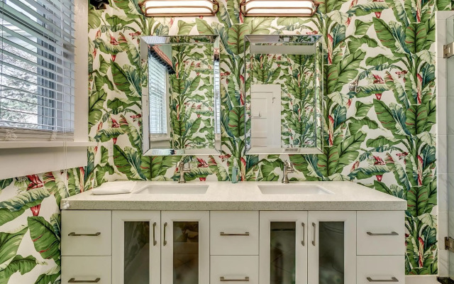 -Under The Sea (8 Bdrm / 7 Bath, Sleeps 22)